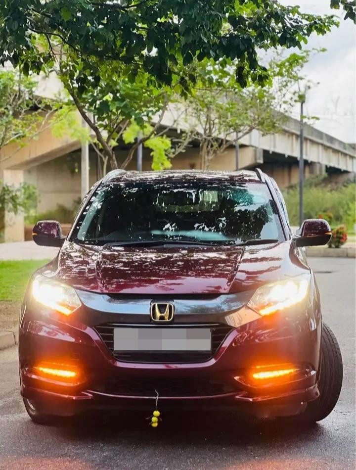 Honda Vezel 2014 - பயன்படுத்தப்பட்டது SUV sale in Sri Lanka - patpat.lk