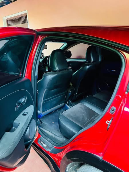 Honda Vezel 2017 - பயன்படுத்தப்பட்டது SUV sale in Sri Lanka - patpat.lk