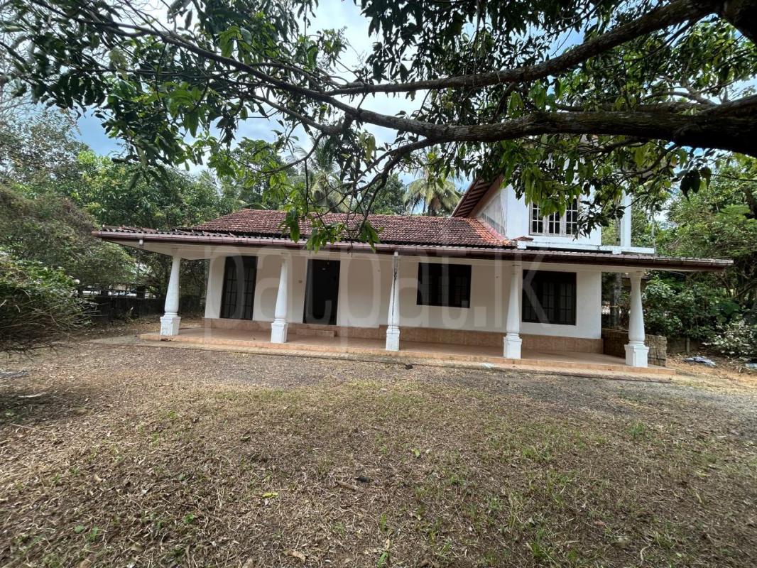 House for Sale in Nittambuwa ads-image-1