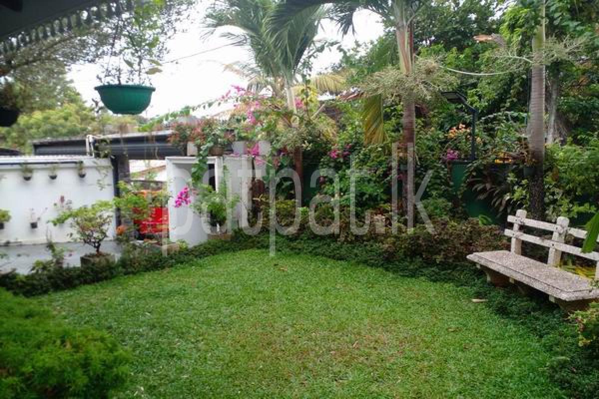 House for Sale in Dehiwala