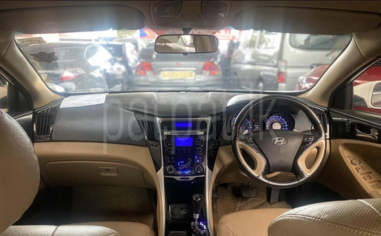 Hyundai Sonata 2012 - பயன்படுத்தப்பட்டது கார் sale in Sri Lanka - patpat.lk