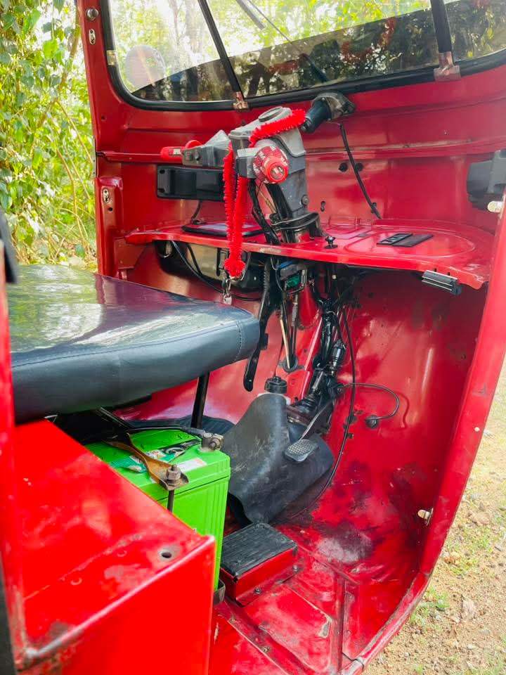Bajaj Three Wheel 2009 - Used Three wheeler sale in Sri Lanka - patpat.lk