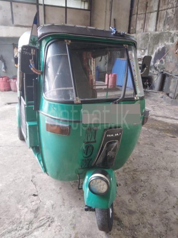 Bajaj 4 stroke 2009 - Used Three wheeler sale in Sri Lanka - patpat.lk