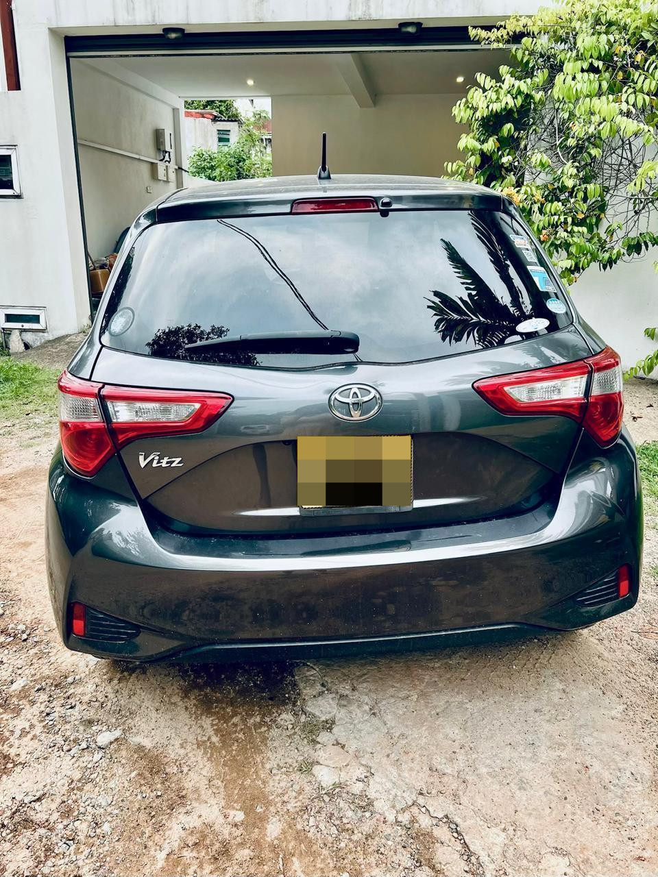 Toyota Vitz 2017 - Used Car sale in Sri Lanka - patpat.lk