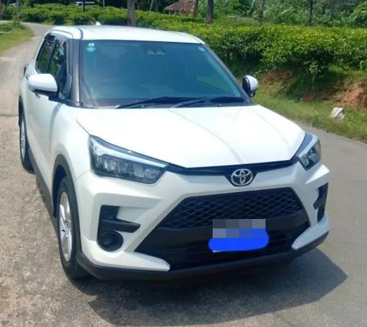 Toyota Raize 2024 - பயன்படுத்தப்பட்டது SUV sale in Sri Lanka - patpat.lk