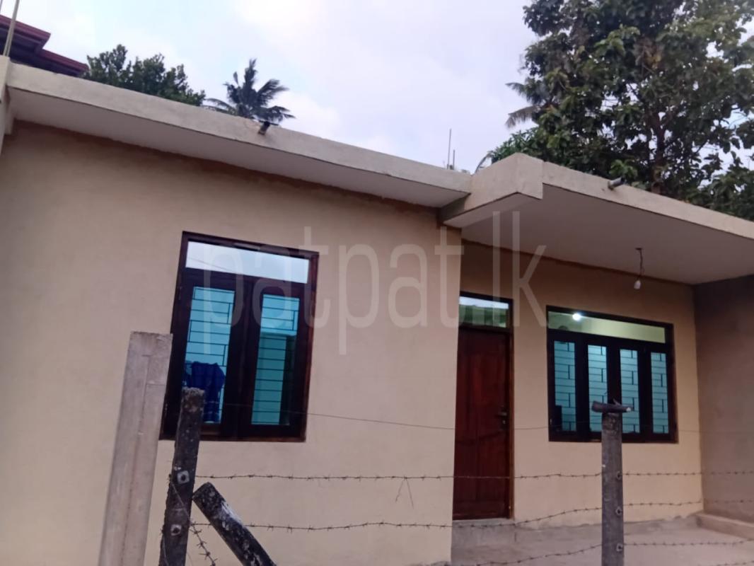 House for Sale in Kottawa ads-image-1