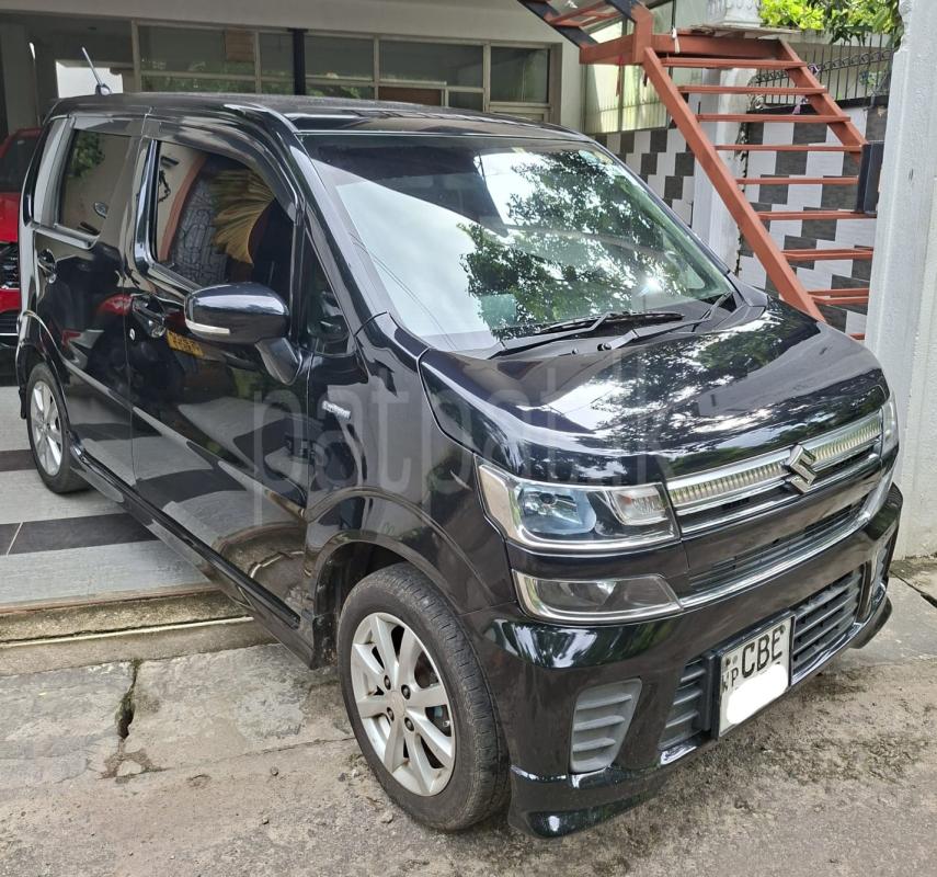 Suzuki Wagon R 2017 - භාවිතා කරන ලද කාර් sale in Sri Lanka - patpat.lk