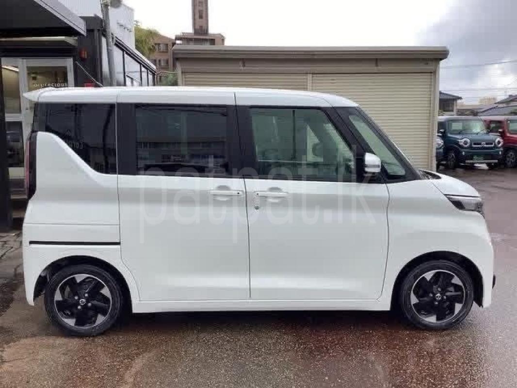 Advertisement image 6