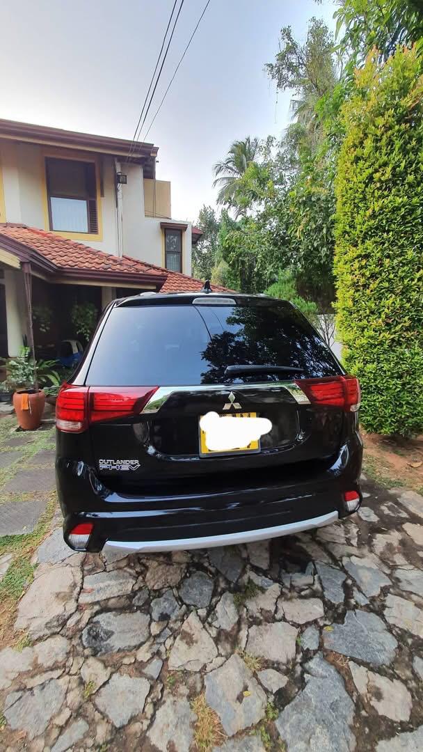 Mitsubishi Outlander 2015 - மறுசீரமைக்கப்பட்டது SUV sale in Sri Lanka - patpat.lk