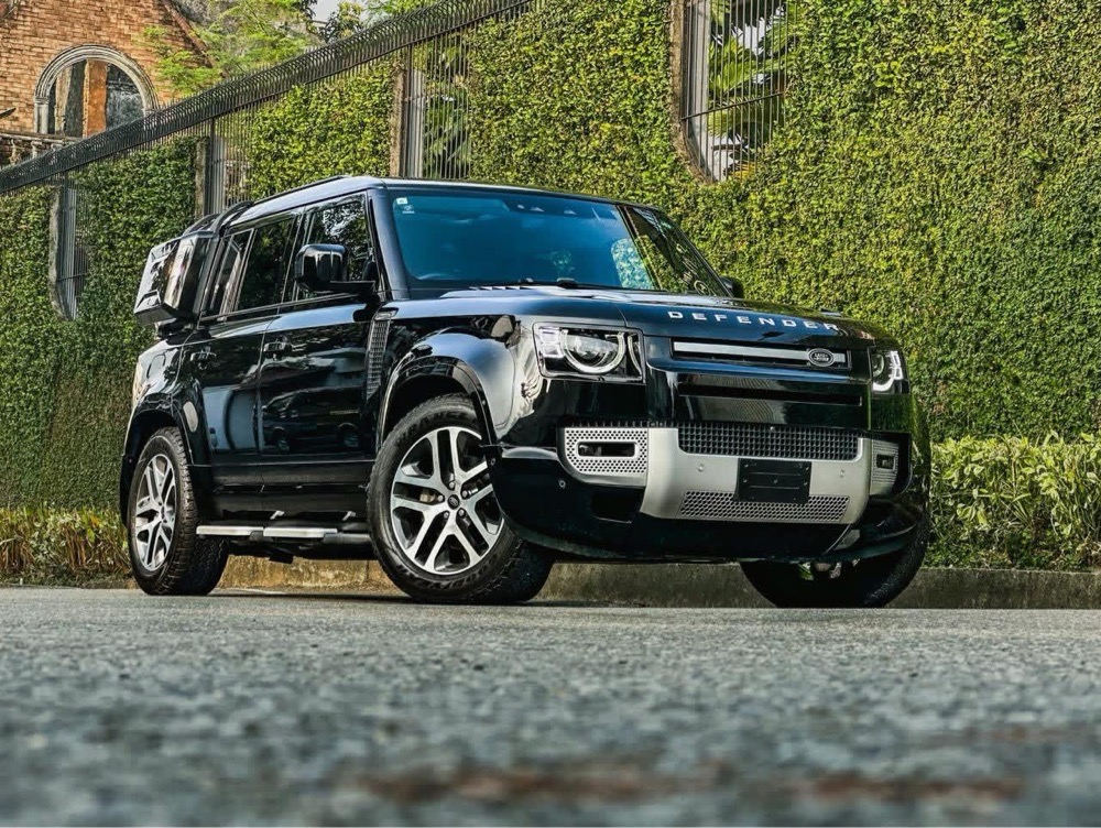 Land Rover Defender 2023 - Brand New Land sale in Sri Lanka - patpat.lk