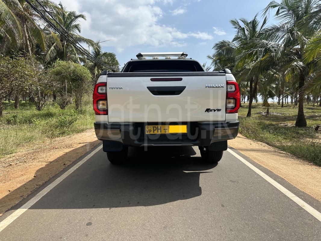 Advertisement image 16