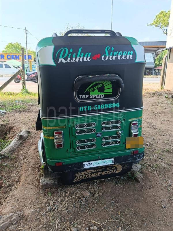 Bajaj Three Wheel 2016 - மறுசீரமைக்கப்பட்டது முச்சக்கர வண்டி sale in Sri Lanka - patpat.lk