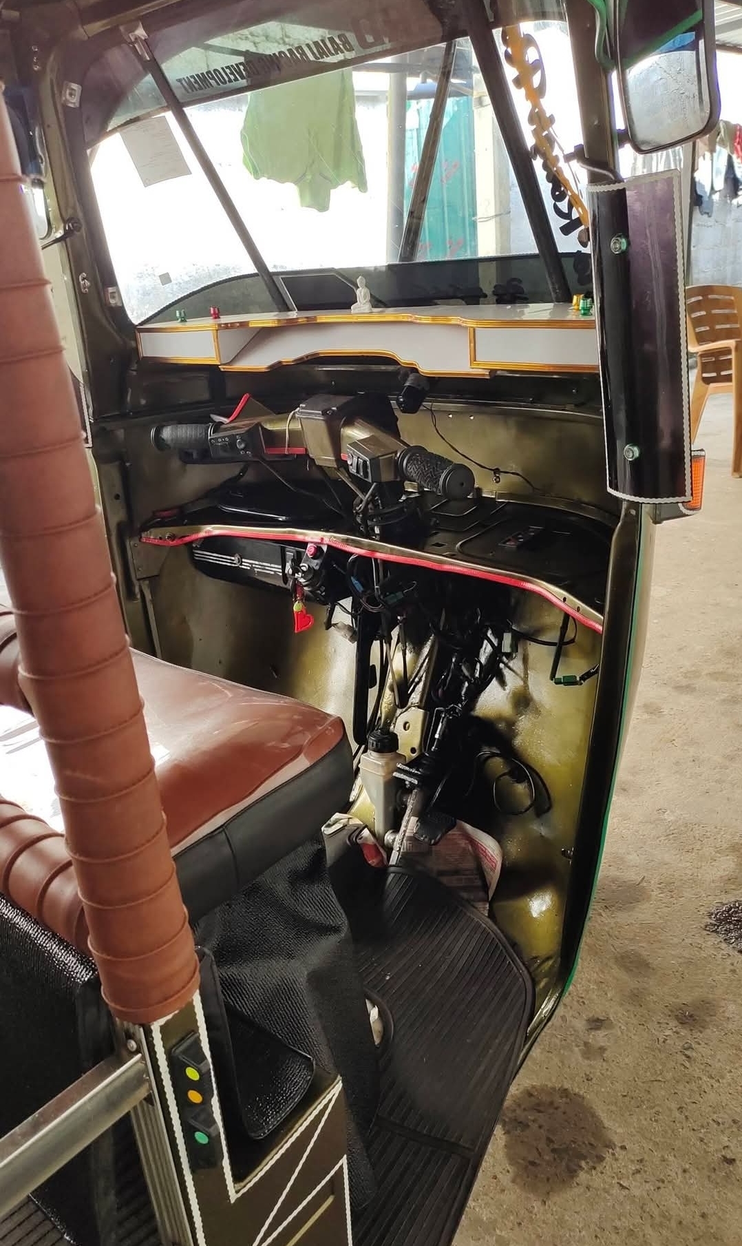 Bajaj Three Wheel 2009 - Used Three wheeler sale in Sri Lanka - patpat.lk