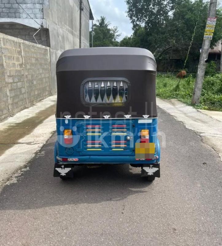 Bajaj Three Wheel 2007 - භාවිතා කරන ලද ත්‍රිරෝද රථය sale in Sri Lanka - patpat.lk