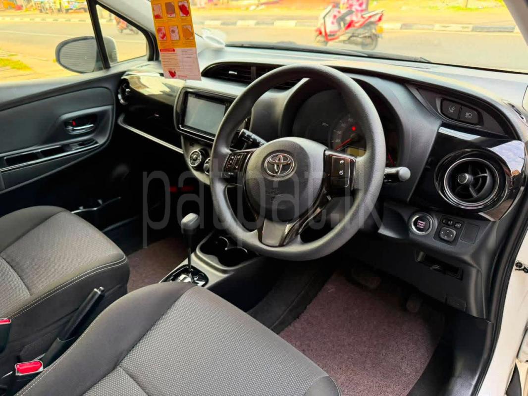Toyota Vitz 2020 - பயன்படுத்தப்பட்டது கார் sale in Sri Lanka - patpat.lk
