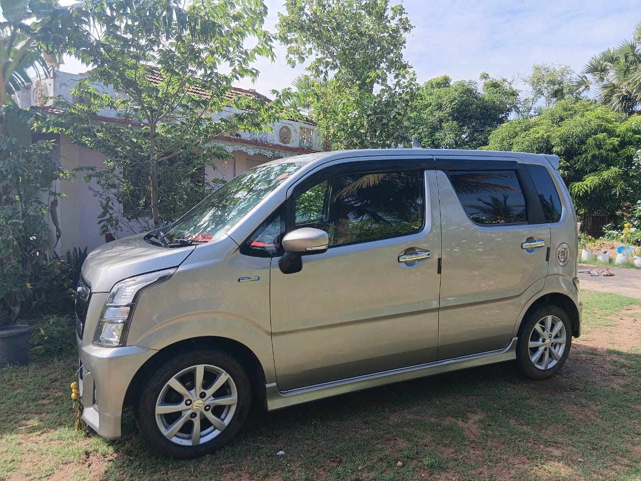 Suzuki Wagon R 2018 - பயன்படுத்தப்பட்டது கார் sale in Sri Lanka - patpat.lk