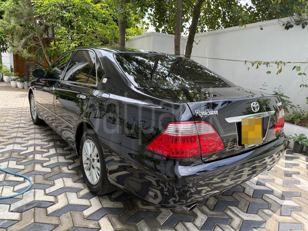 Toyota Crown 2007 - Used Car sale in Sri Lanka - patpat.lk
