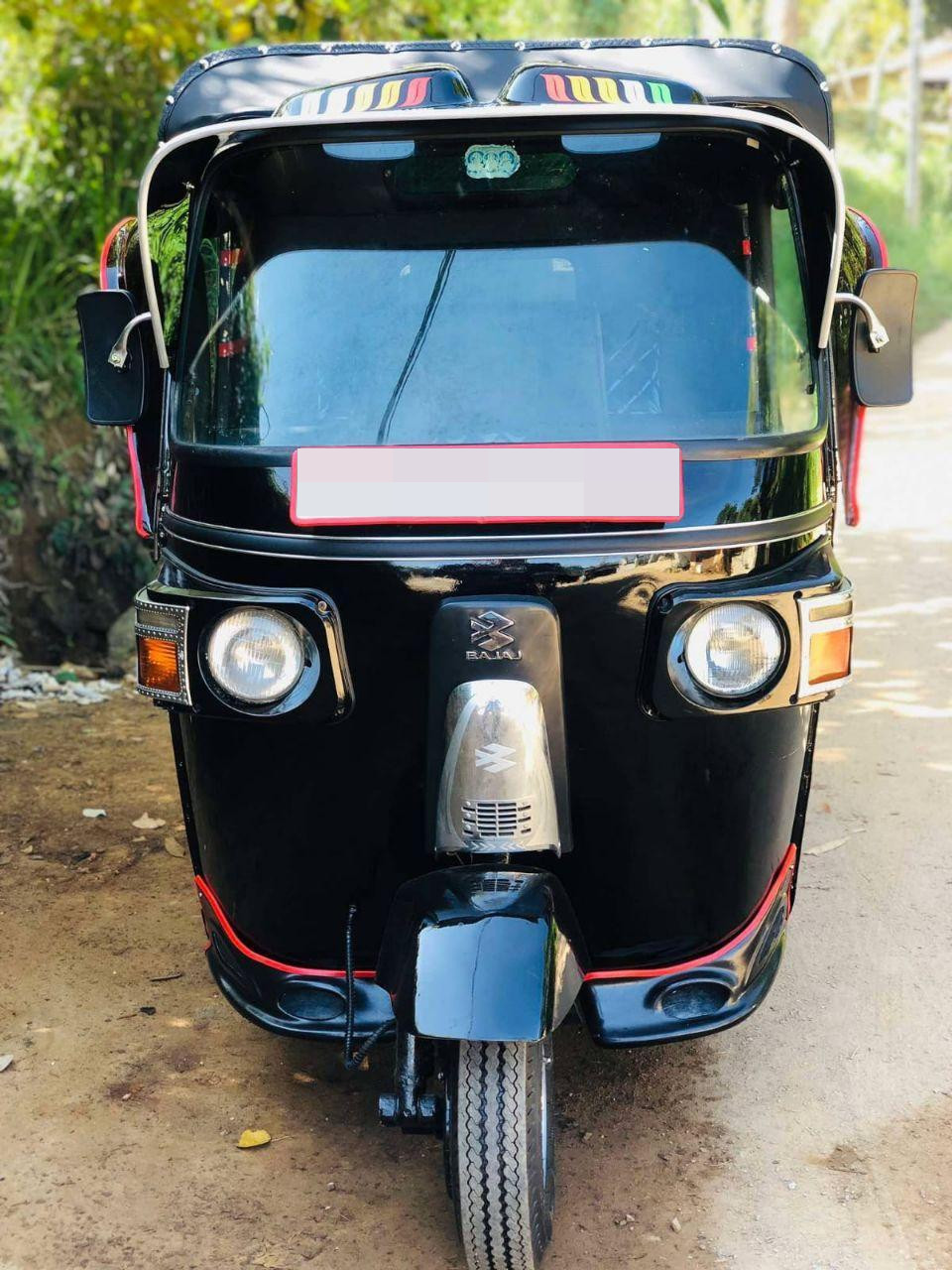 Bajaj Three Wheel 2012