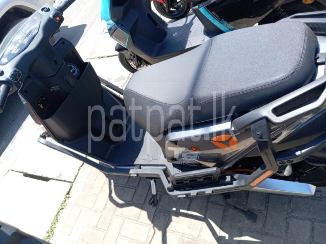 Yadea T5 2026 - சான்றளிக்கப்பட்டது பைக் sale in Sri Lanka - patpat.lk