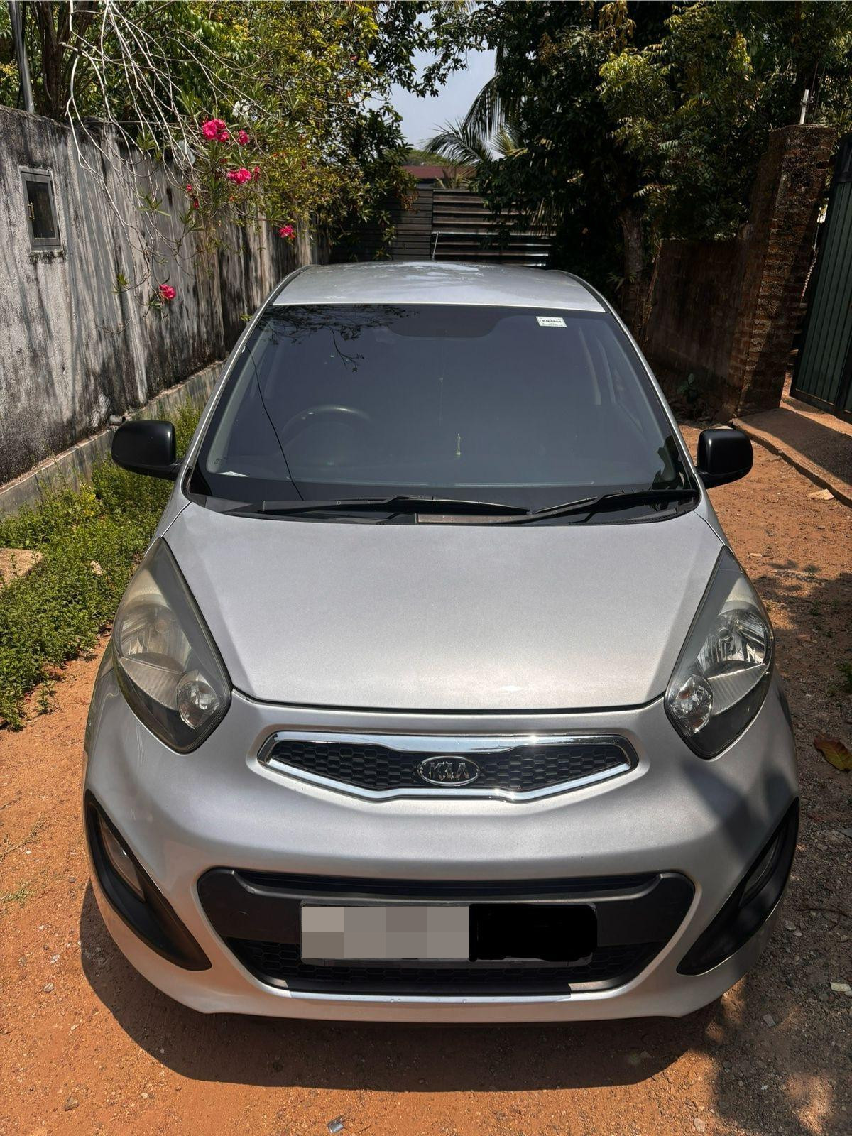 KIA Picanto 2011 ads-image-1