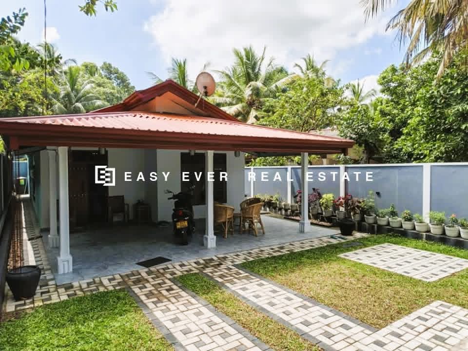 House for Sale in Nittambuwa
