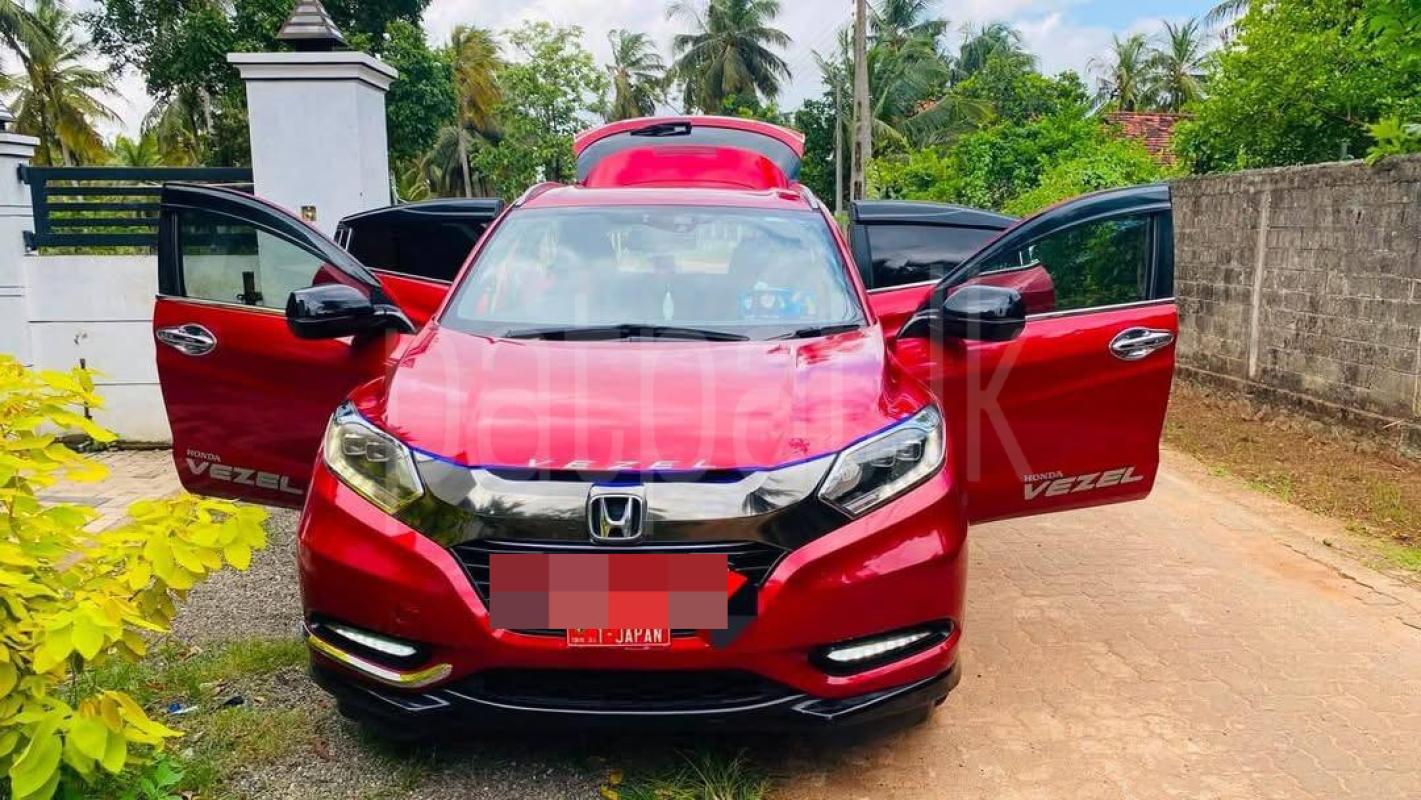 Honda Vezel 2015 - பயன்படுத்தப்பட்டது SUV sale in Sri Lanka - patpat.lk