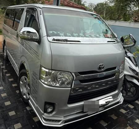 Toyota Hiace 2006 ads-image-1