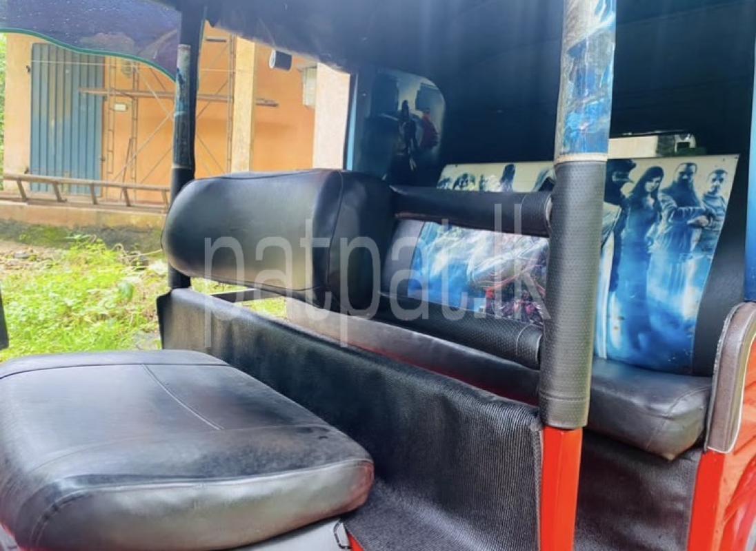 Bajaj 4 stroke 2015 - Used Three wheeler sale in Sri Lanka - patpat.lk