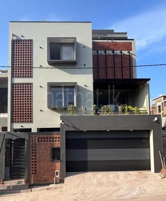 House for Sale in Moratuwa
