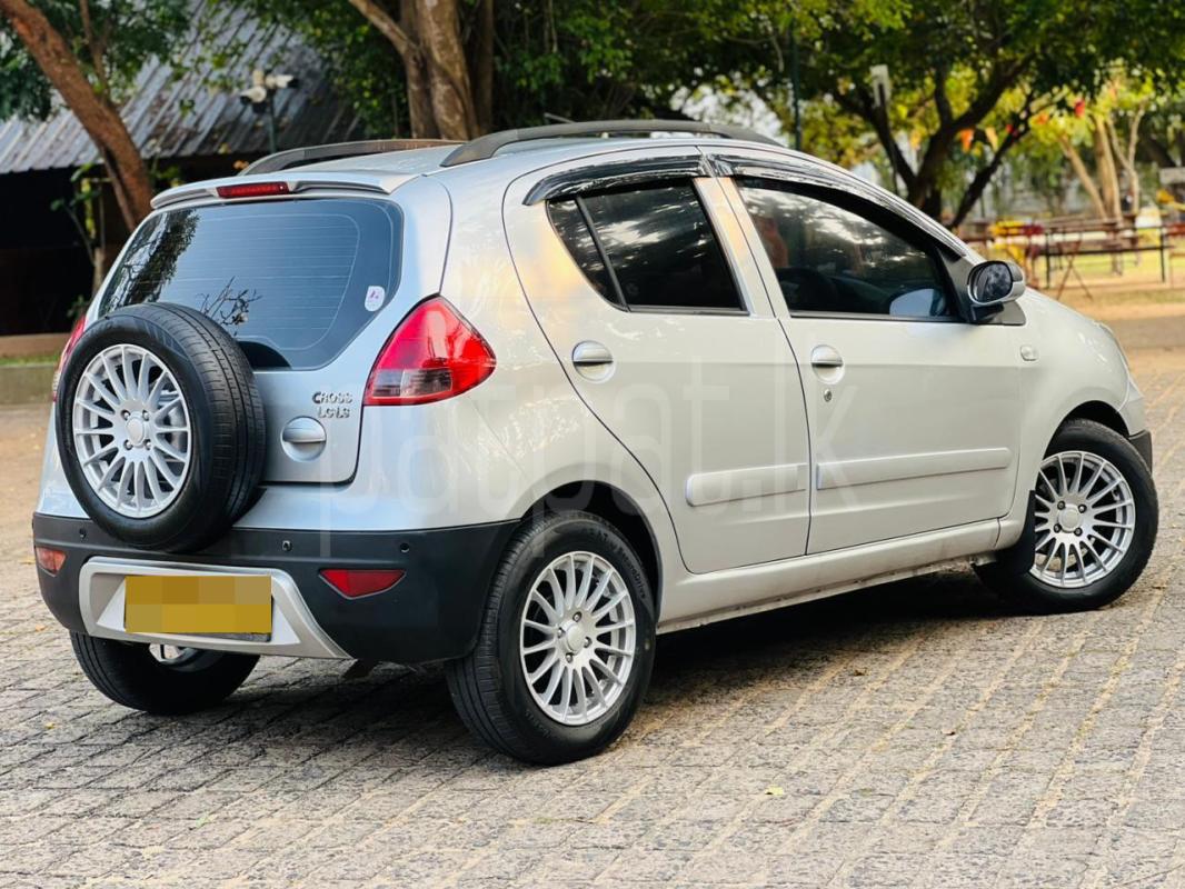 Advertisement image 6