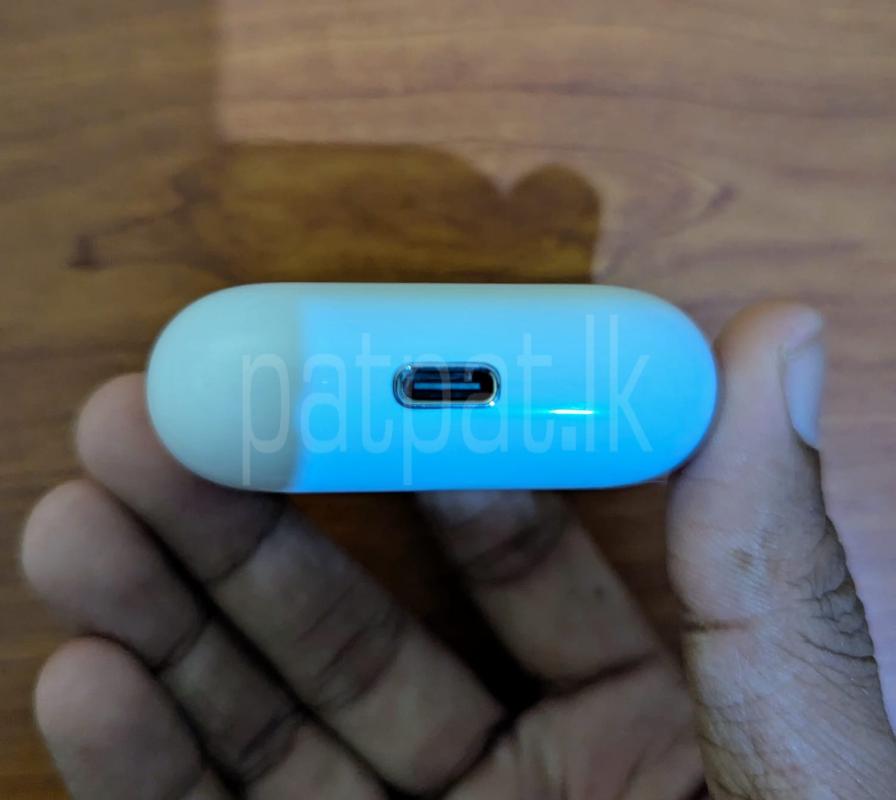 Wireless Bluetooth Earbuds with charging case