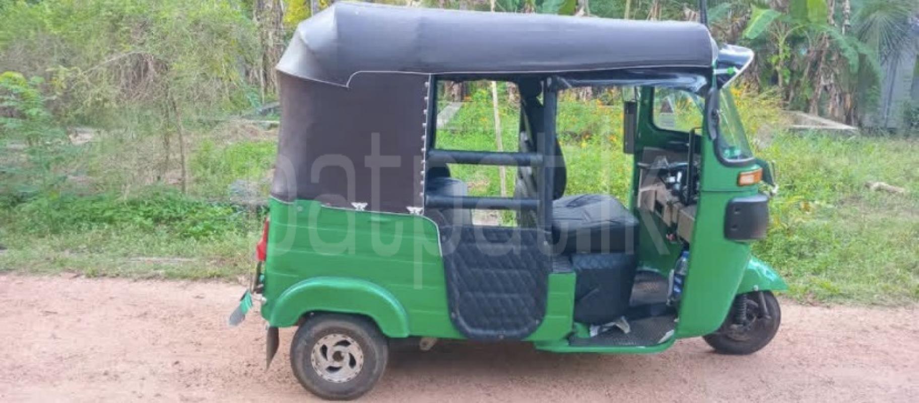 Bajaj Three Wheel 2016 - Used Three wheeler sale in Sri Lanka - patpat.lk