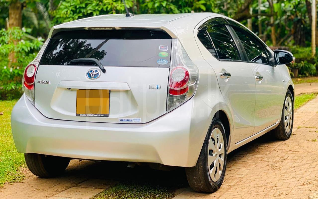Toyota Aqua 2013 - Used Car sale in Sri Lanka - patpat.lk