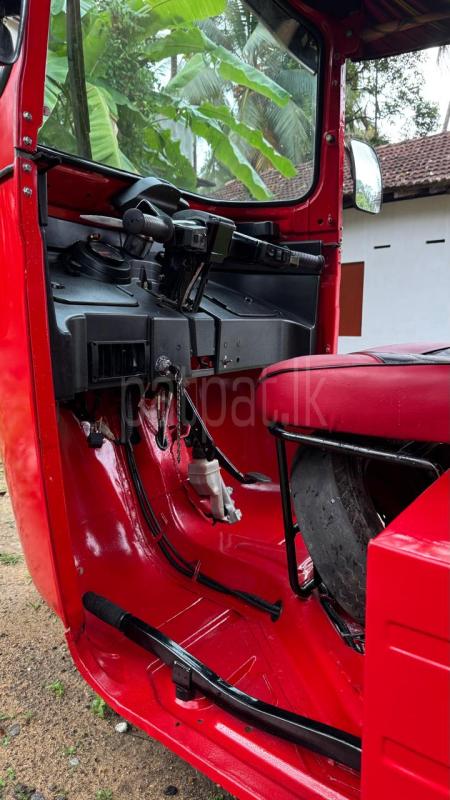 Advertisement image 6