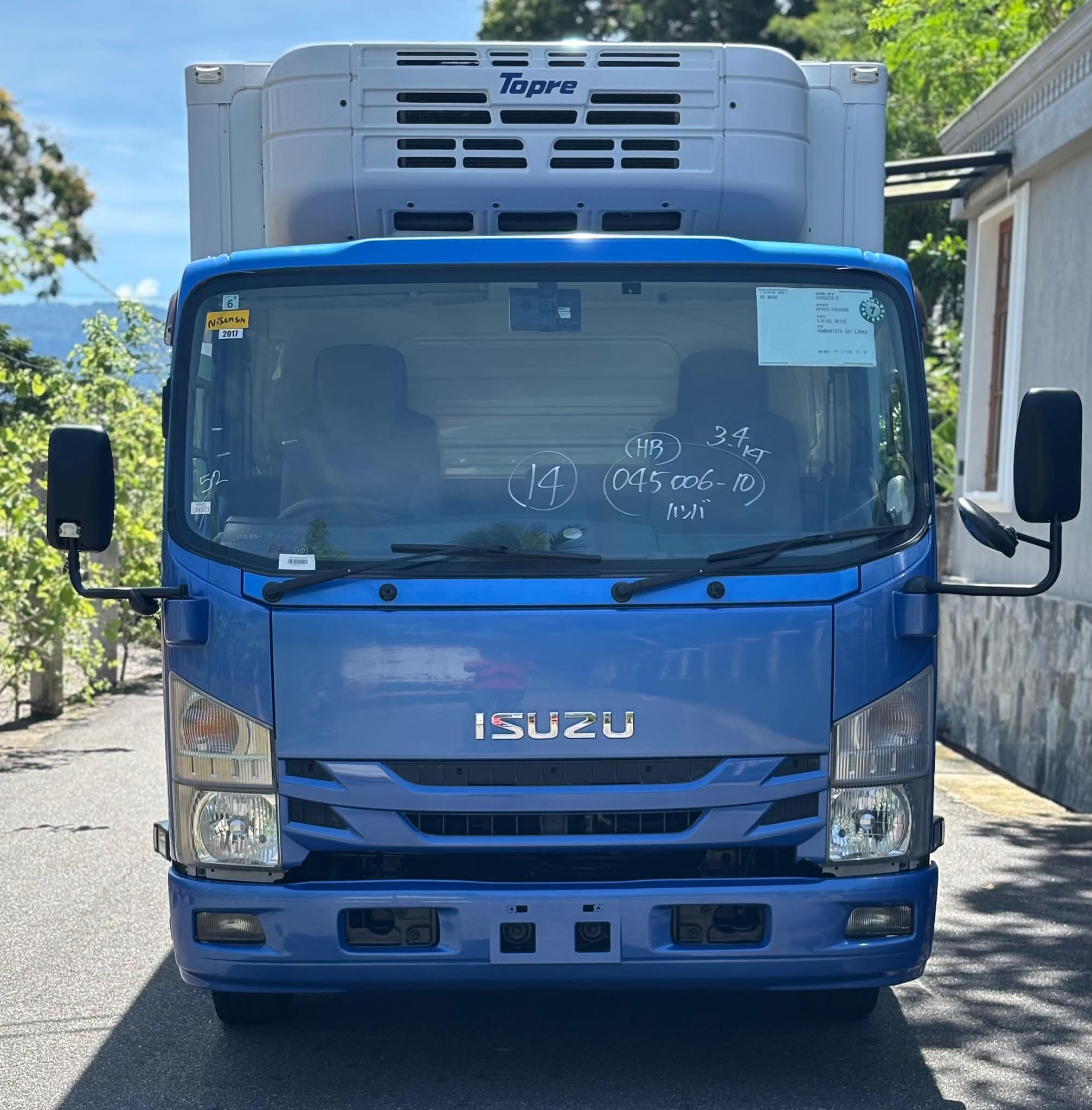 Isuzu ELF 2017 - Brand New Truck sale in Sri Lanka - patpat.lk