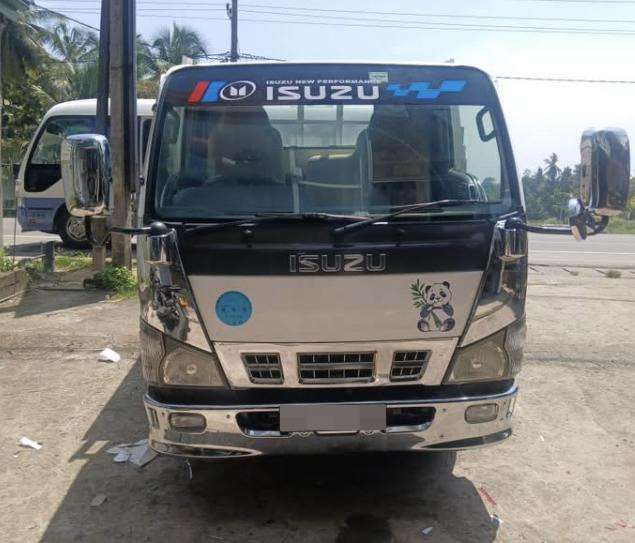 Isuzu ELF 2006 - Used Truck sale in Sri Lanka - patpat.lk