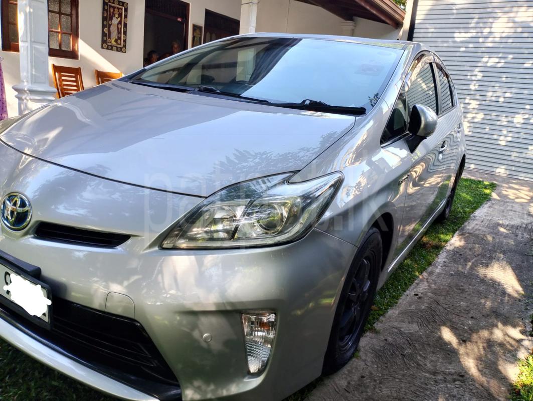 Toyota Prius 2013 - Used Car sale in Sri Lanka - patpat.lk