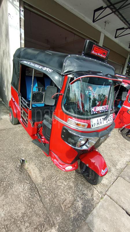 Bajaj 4 stroke 2014 - பயன்படுத்தப்பட்டது முச்சக்கர வண்டி sale in Sri Lanka - patpat.lk