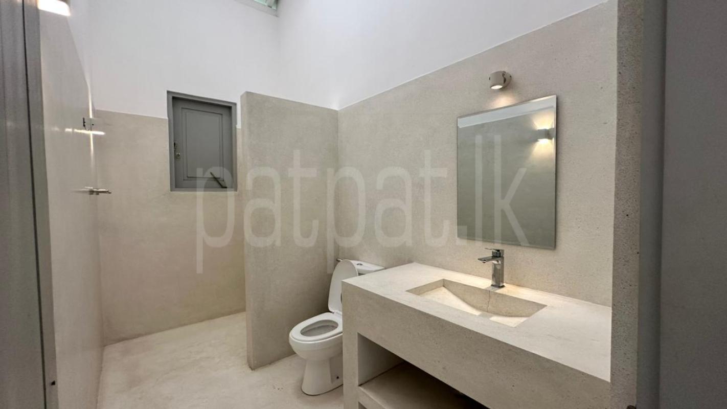 for Sale in Unawatuna ads-image-1