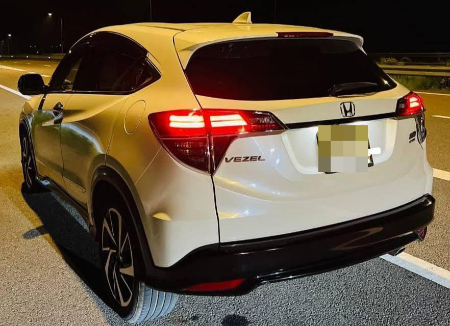 Honda Vezel 2018 - பயன்படுத்தப்பட்டது SUV sale in Sri Lanka - patpat.lk