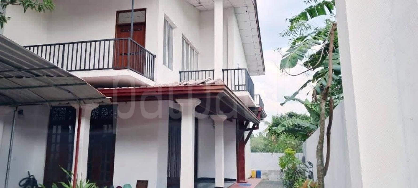 House for Sale in Moratuwa ads-image-1