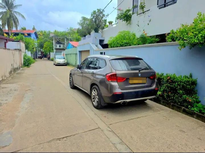 BMW x1 2011 - பயன்படுத்தப்பட்டது SUV sale in Sri Lanka - patpat.lk