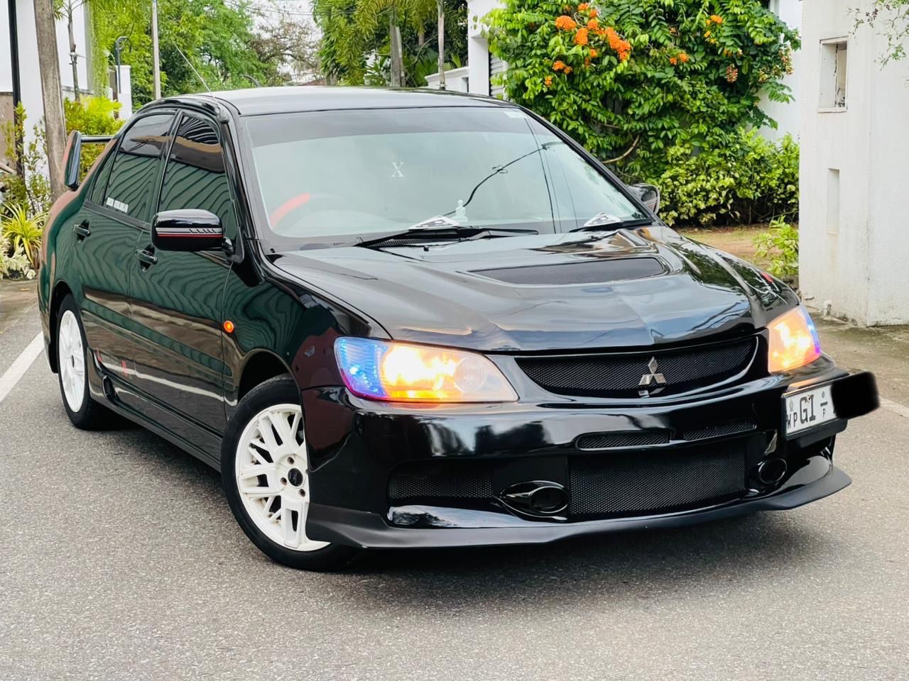 Mitsubishi Lancer 2017 - பயன்படுத்தப்பட்டது கார் sale in Sri Lanka - patpat.lk