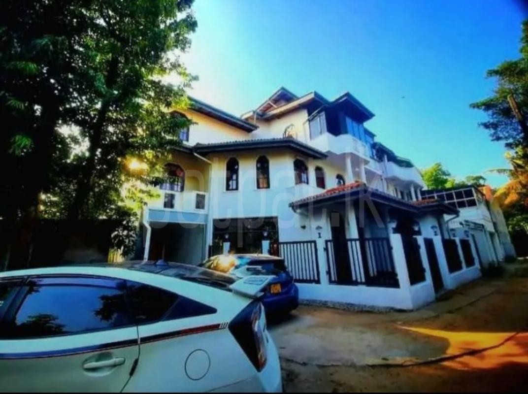 premium-listing-image