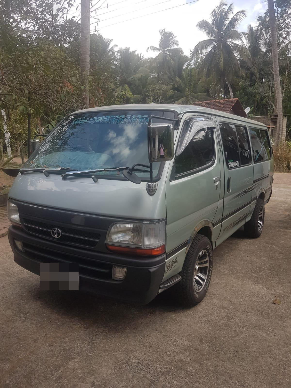 Toyota Hiace 1998 - பயன்படுத்தப்பட்டது வேன் sale in Sri Lanka - patpat.lk