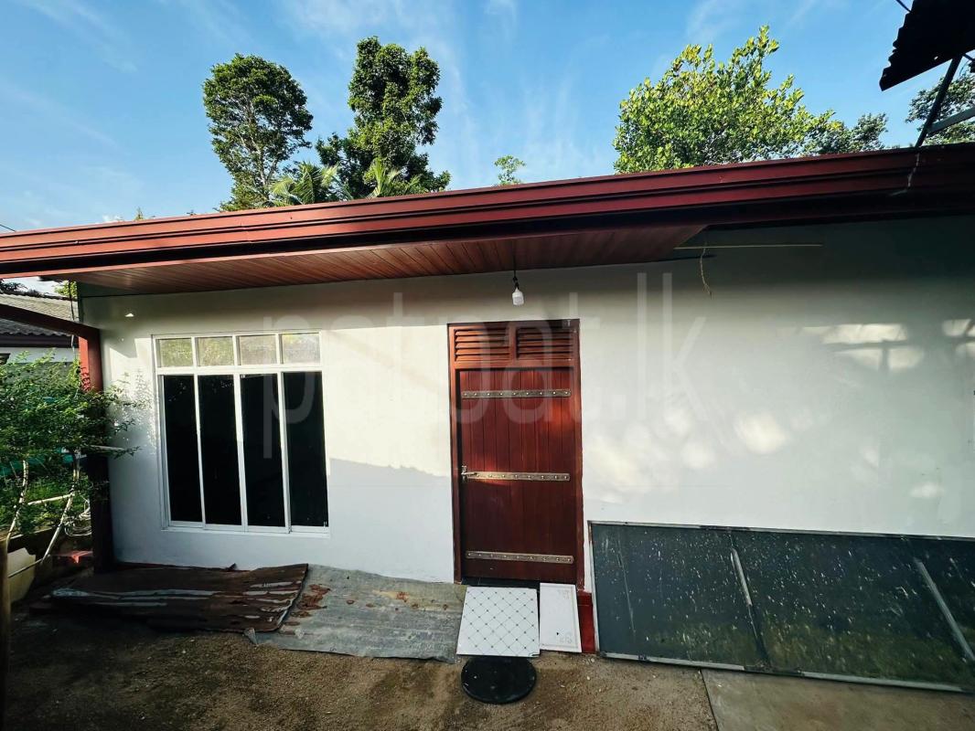 House for Sale in Kahathuduwa