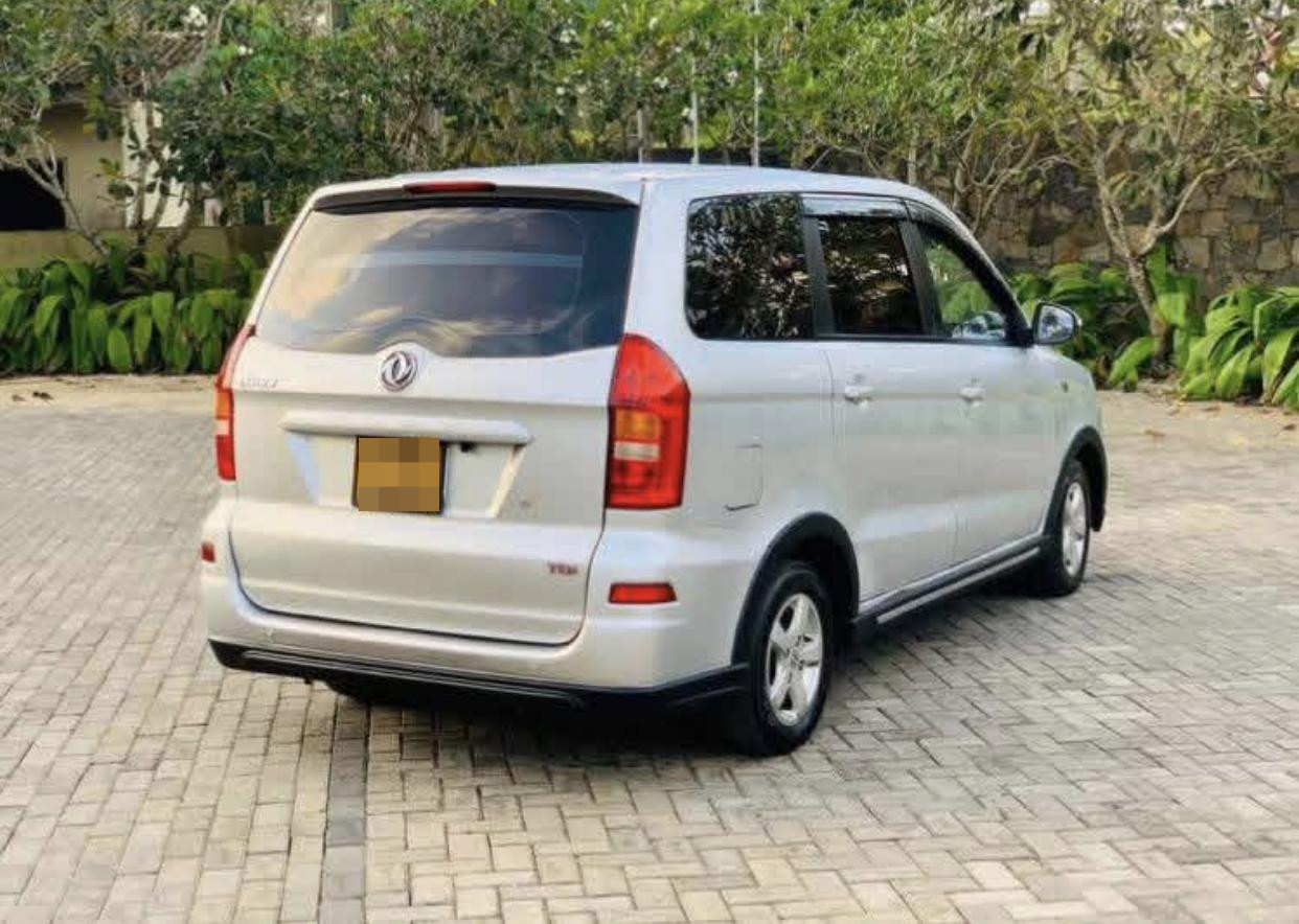 DFSK Glory 2019 - பயன்படுத்தப்பட்டது SUV sale in Sri Lanka - patpat.lk