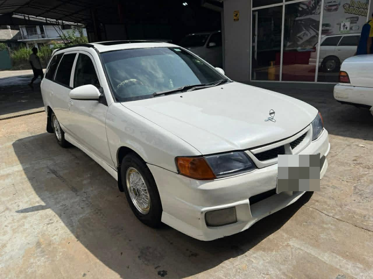 Nissan Wingroad 2000 - பயன்படுத்தப்பட்டது கார் sale in Sri Lanka - patpat.lk