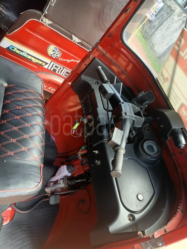Bajaj 4 stroke 2012 - பயன்படுத்தப்பட்டது முச்சக்கர வண்டி sale in Sri Lanka - patpat.lk