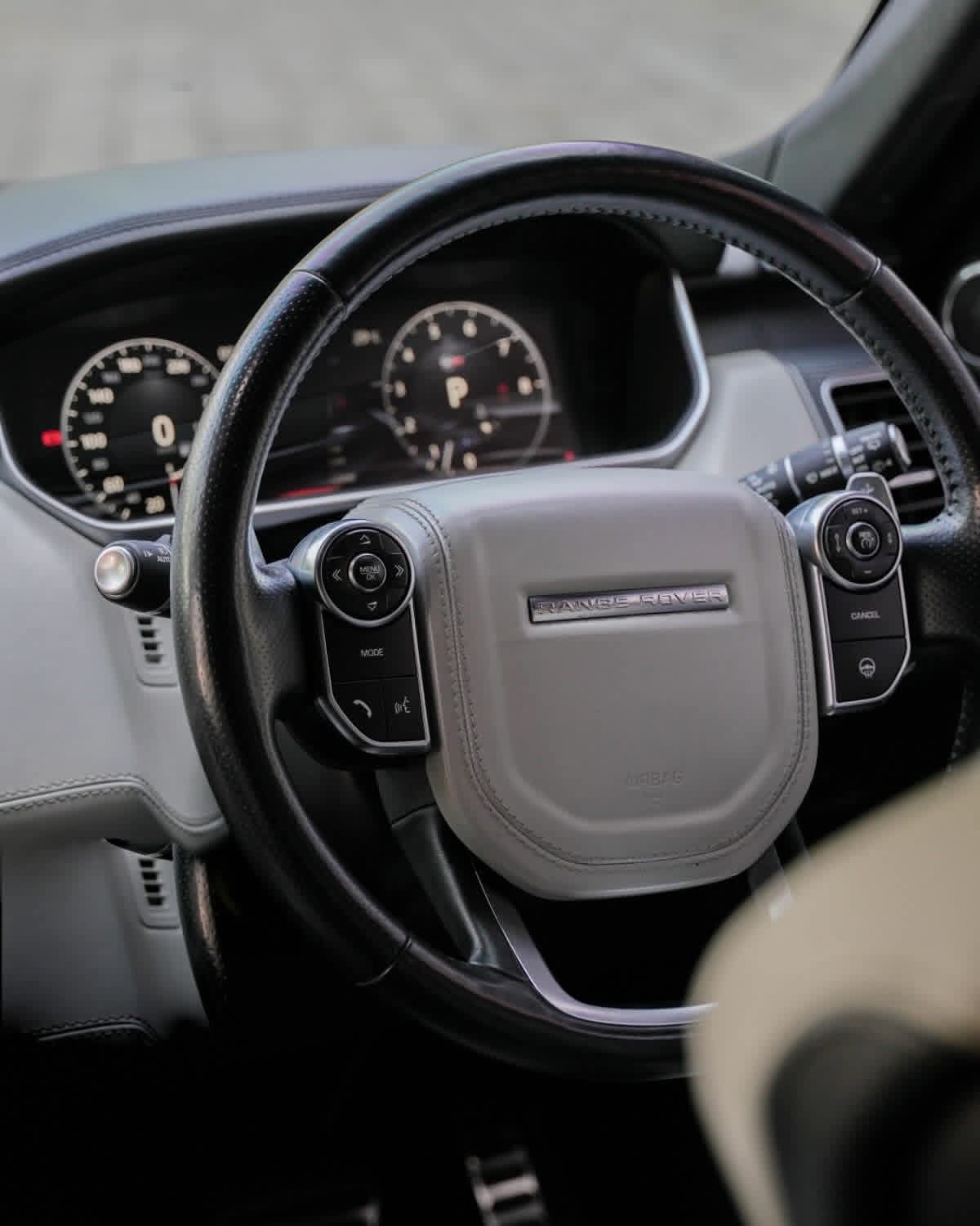 Land Rover Range Rover 2017 - Used SUV sale in Sri Lanka - patpat.lk